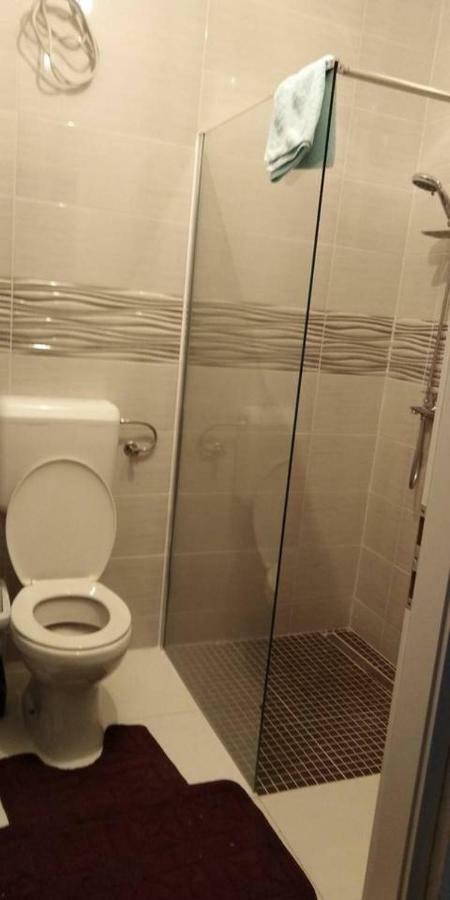 Holiday House Maretta - Apartment No 1 Lukovo Šugarje Eksteriør bilde